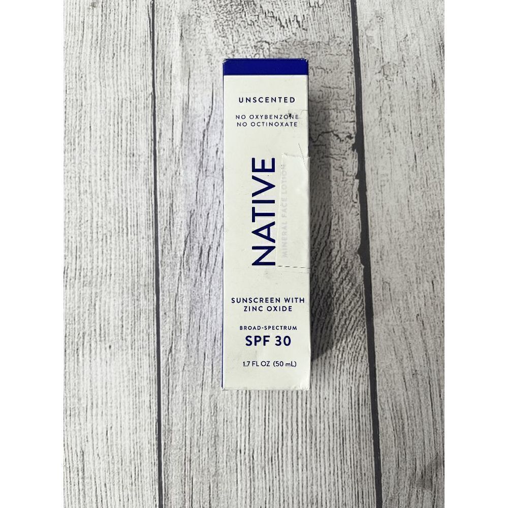 Native SPF 30 Sunscreen with Zinc Oxide Unscented Expires 5/24; New